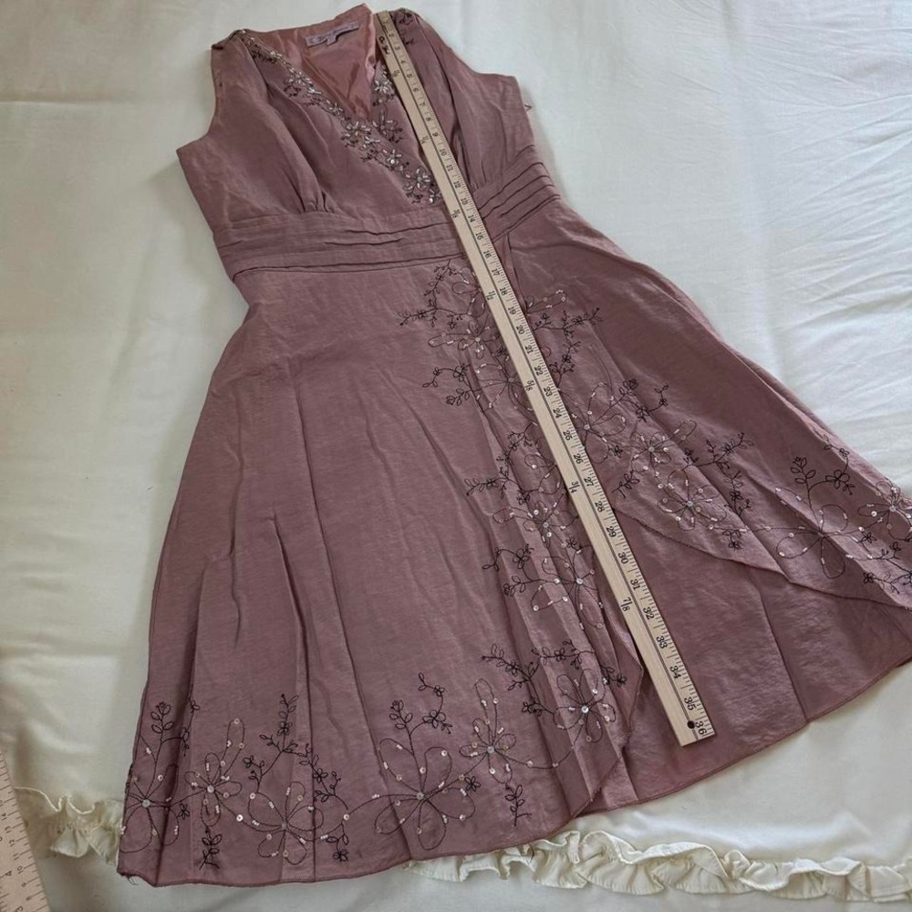 Y2K pink embroidered dress Young Essence size medium - Picture 3 of 6